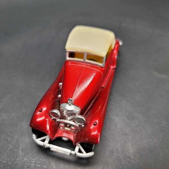 Yatming Mercedes 540K Cabriolet Metallic Red Cream Convertible Car JR331 - Picture 12 of 16